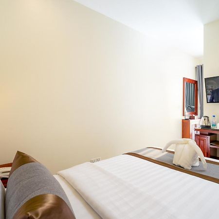 Mony Reach Angkor Hotel Siem Reap Esterno foto