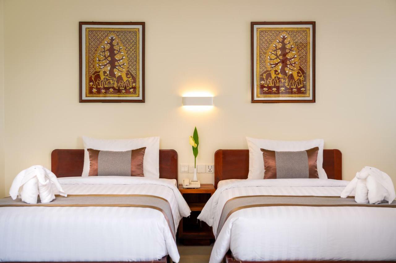 Mony Reach Angkor Hotel Siem Reap Esterno foto
