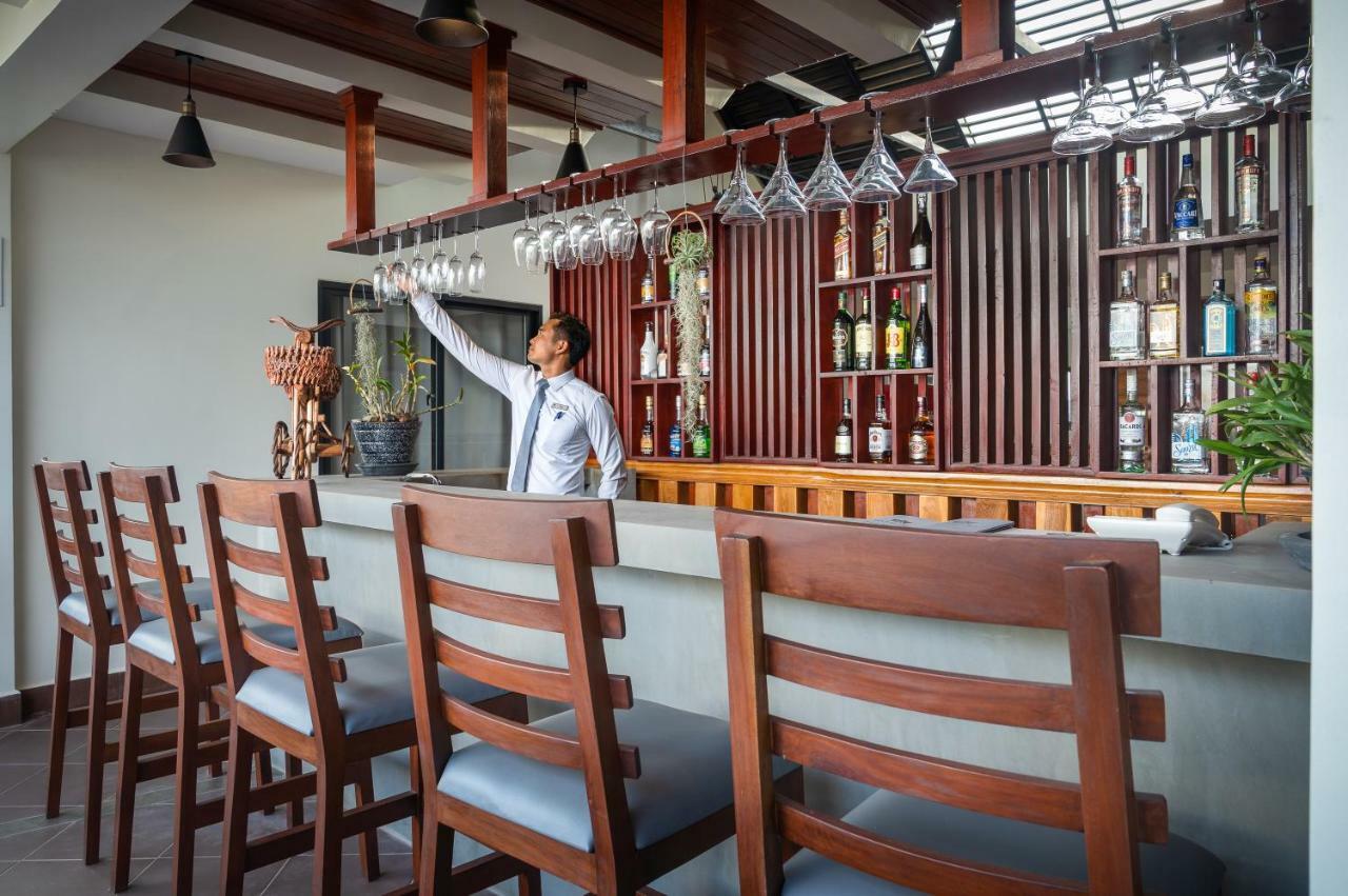 Mony Reach Angkor Hotel Siem Reap Esterno foto
